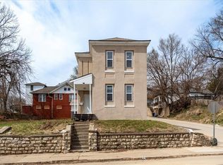 722 Mount Mora Rd, Saint Joseph, MO 64501