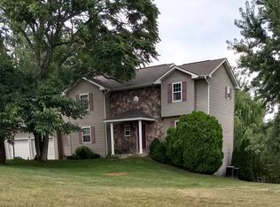 1786 Springdale Rd, Winchester, VA 22602