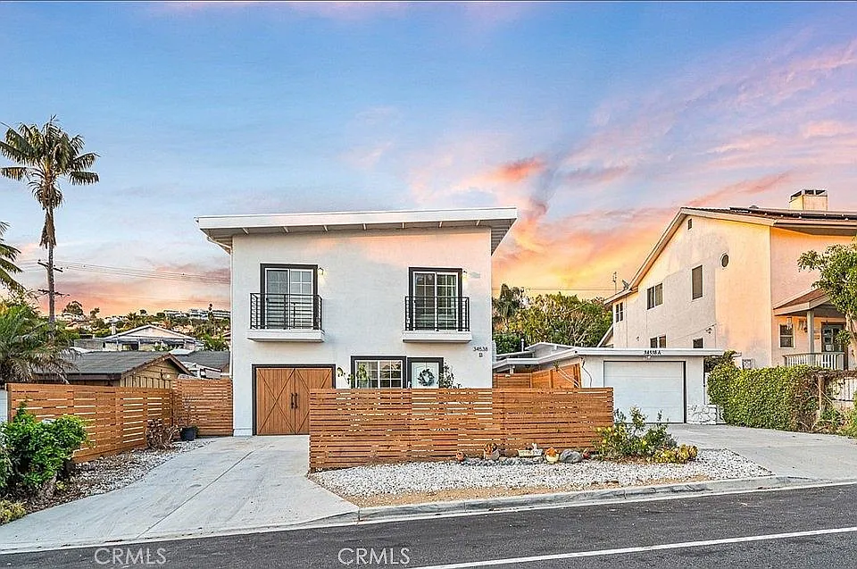 34538 Calle Naranja