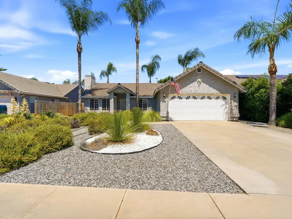 3118 W Loyola Court, Visalia, CA 93277