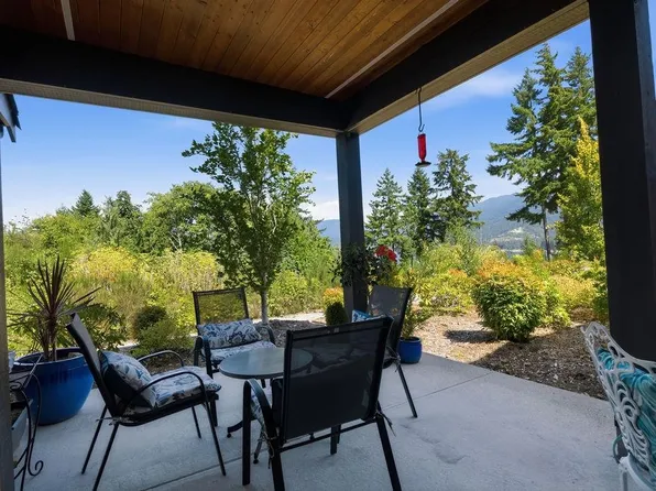 5778 Marine Way #1, Sechelt, BC V7Z 0L8