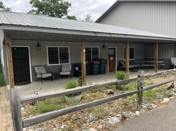 10012 Strawberry Lake Rd, Pequot Lakes, MN 56472