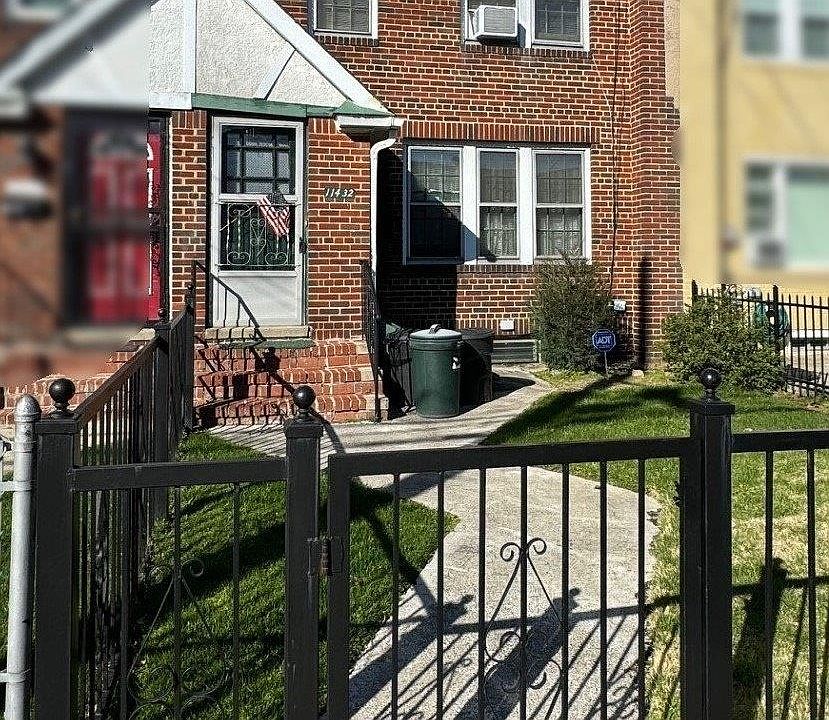 1st image of 114-32 200th Street