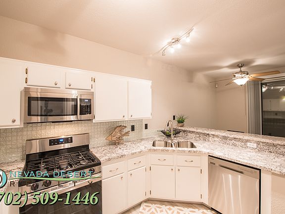 3rd image of 251 S Green Valley Pkwy Unit 611