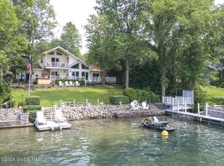 17 Mossy Point Rd, Ticonderoga, NY 12883