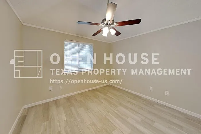 121 Princeton Cir — Photo 15