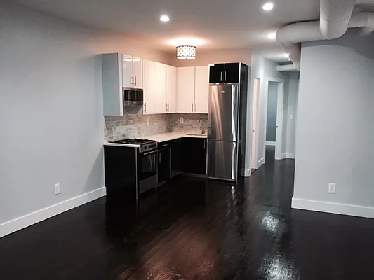 Rented by Premier Metro Realty Corp | media 37