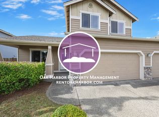2385 SW Navigator Loop, Oak Harbor, WA 98277