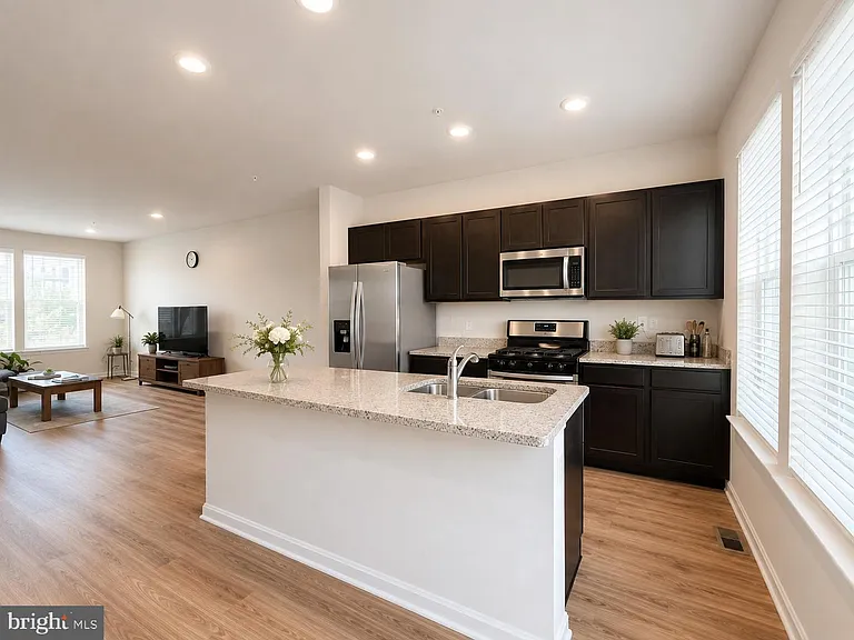 1221 Apollo Dr — Photo 5