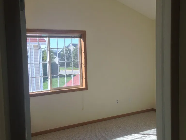 Hunters Glen Apartments — Photo 9