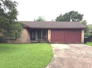 303 34th St, Nederland, TX 77627