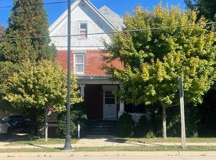 1309 9th St, Monroe, WI 53566