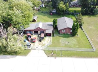 623 W Lake Cook Rd, Palatine, IL 60074