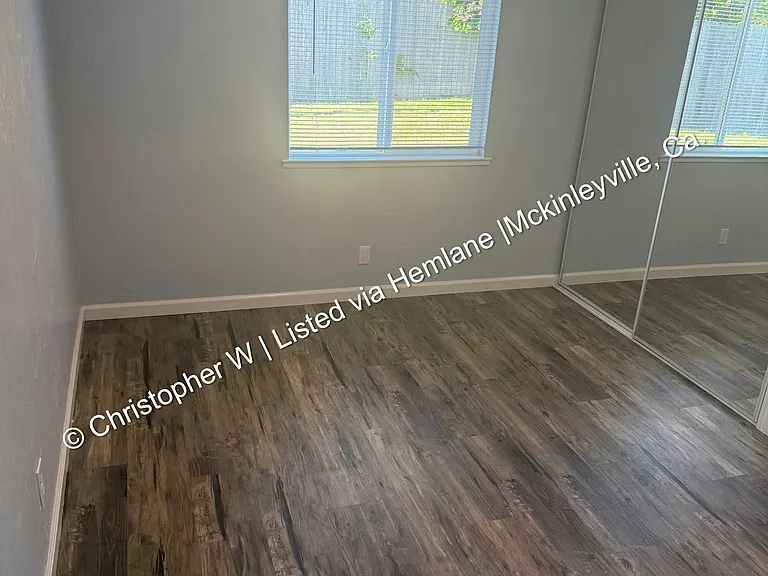 1229 Fernwood Dr — Photo 3