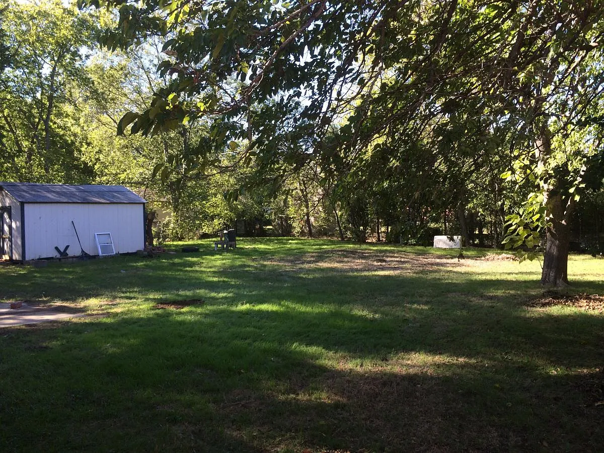 3 bed, 1400 sqft, $1,875 — Photo 3
