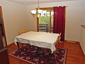 3rd image of 137 Hindman Ln
