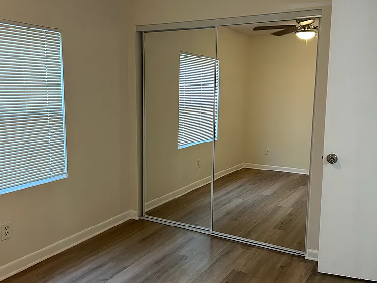 1218 Hickman Rd #13 — Photo 16