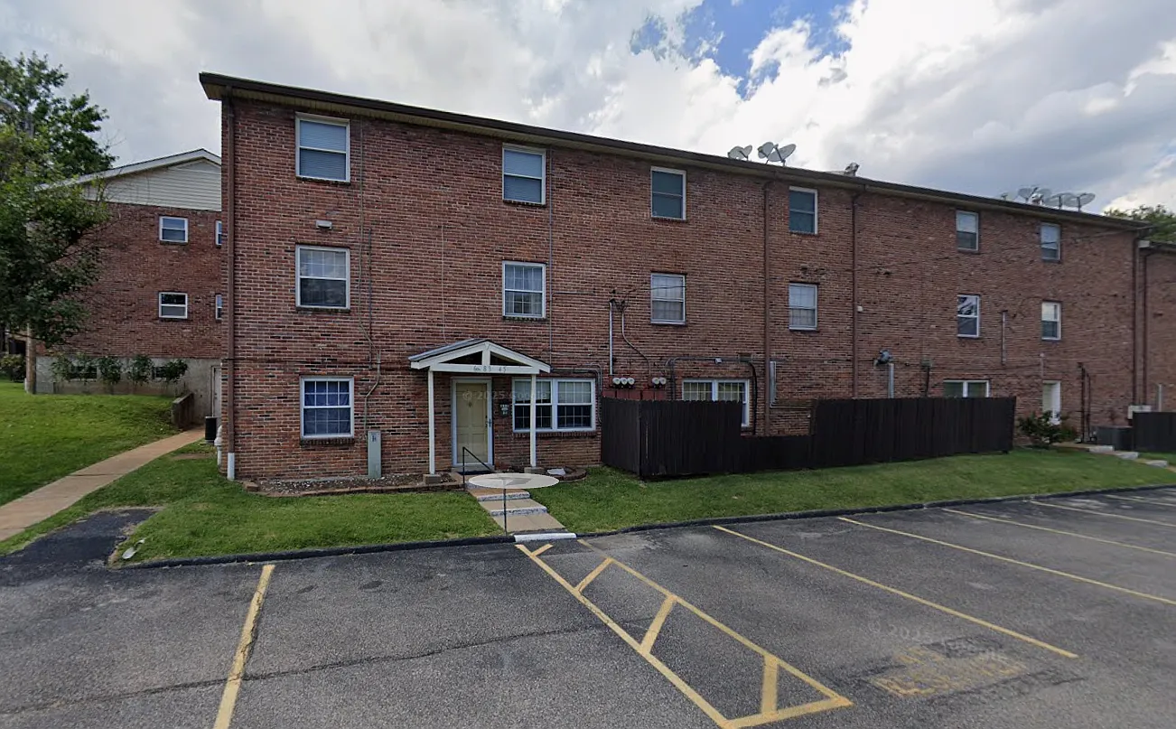 3 bed, 1298 sqft, $1,750 — Photo 1