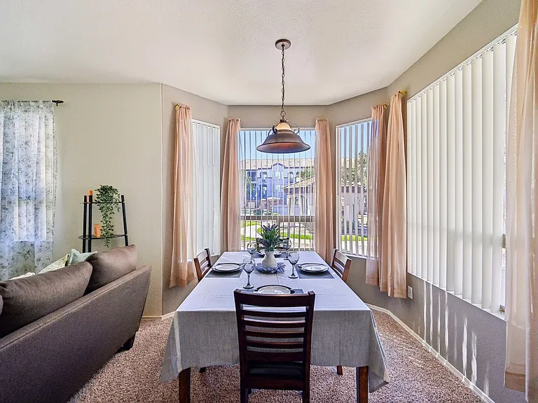 B2 Dining Room