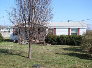 95 Lipps Rd, Henry, TN 38231