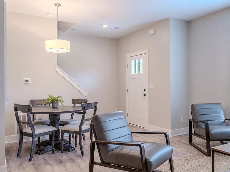 Ventura Townhouses NEW CONSTRUCTION — Photo 9