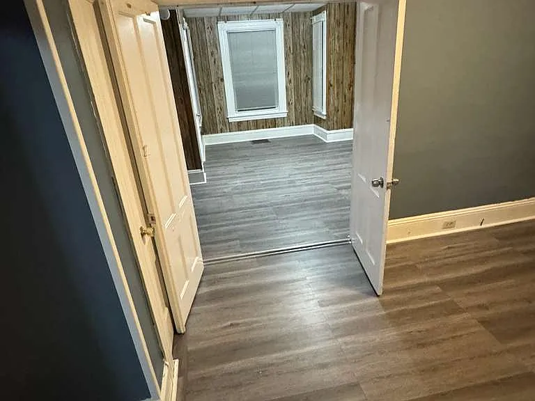 440 Laurel St — Photo 14