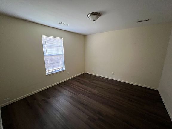 3rd image of 24418 Tupelo Ln #B