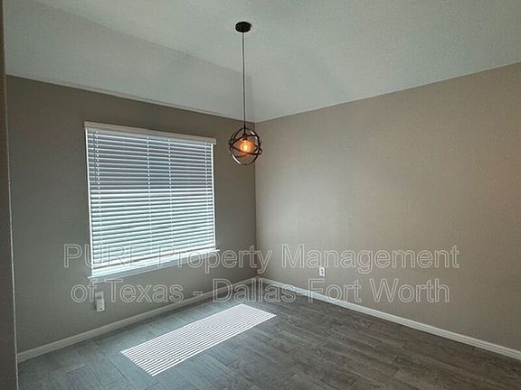 5th image of 9709 Mint Hill Dr