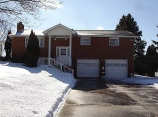 434 Aten Rd, Coraopolis, PA 15108