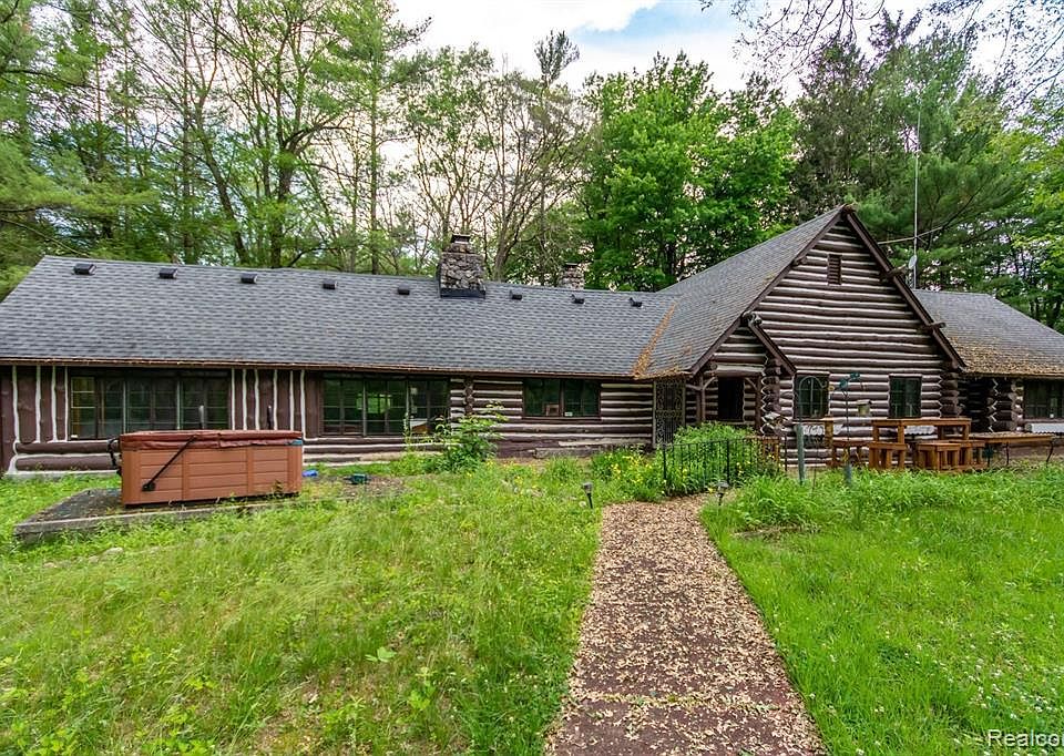 3184 Columbiaville Rd, Columbiaville, MI 48421 Zillow