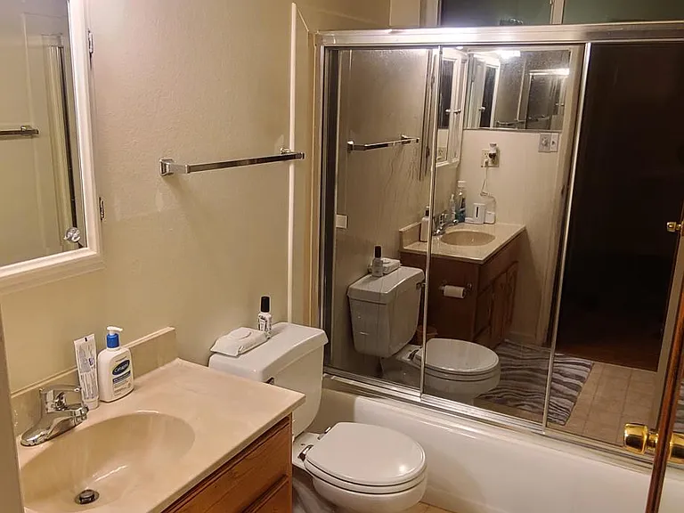 clean and spacious bathroom