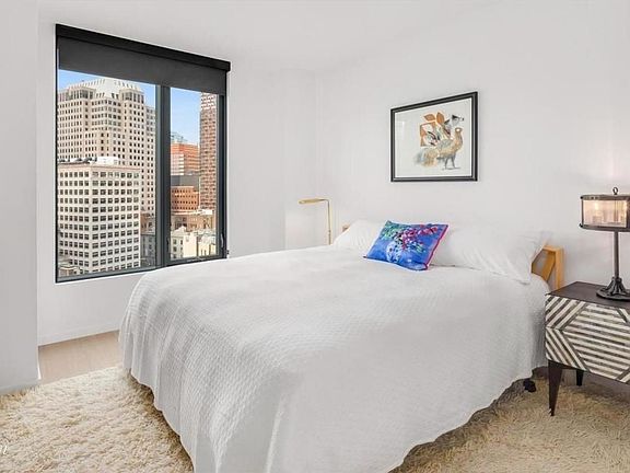 5th image of 415 Red Hook Ln APT 12G
