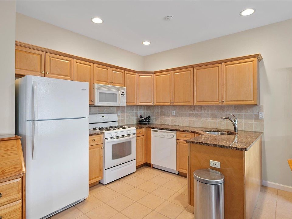 1st image of 197 Fulton Street #5