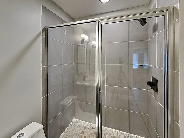 668 Brakebill Ave — Photo 16