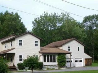 42 Salt Rd, Constantia, NY 13044