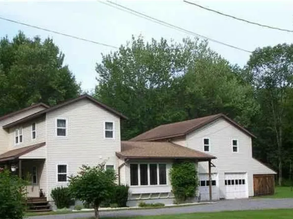 42 Salt Rd, Constantia, NY 13044
