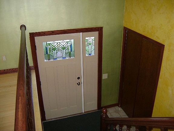 Beautiful New Energy Star Fiberglass Front Door! Ext. Doors Maintenance Free!