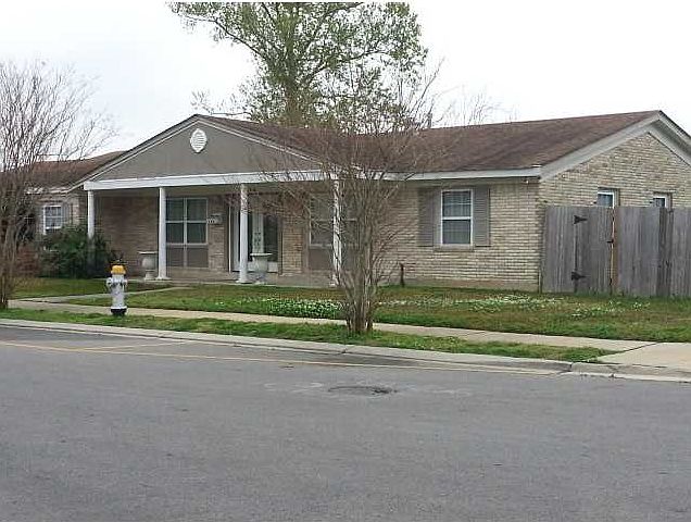 1st image of 4954 Papania Dr