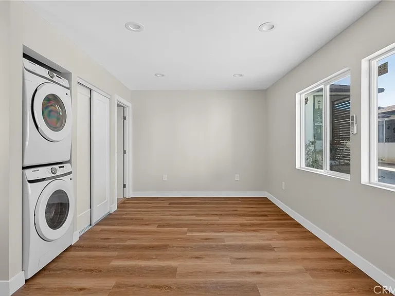 11548 Burke St #B — Photo 4