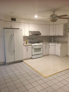 2349 Whitestone Expy, Flushing, NY, 11357