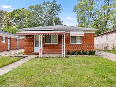 5312 Monroe St, Dearborn Heights, MI, 48125