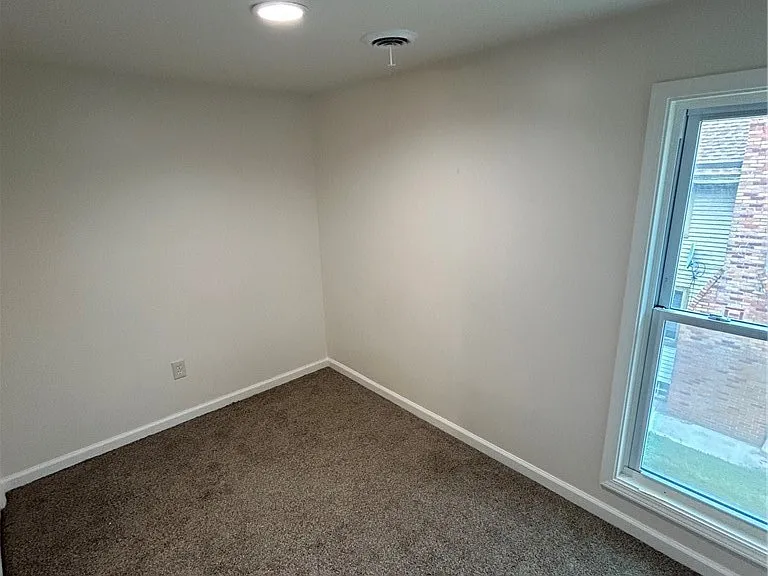 286 Normal Ave #UPPER — Photo 11