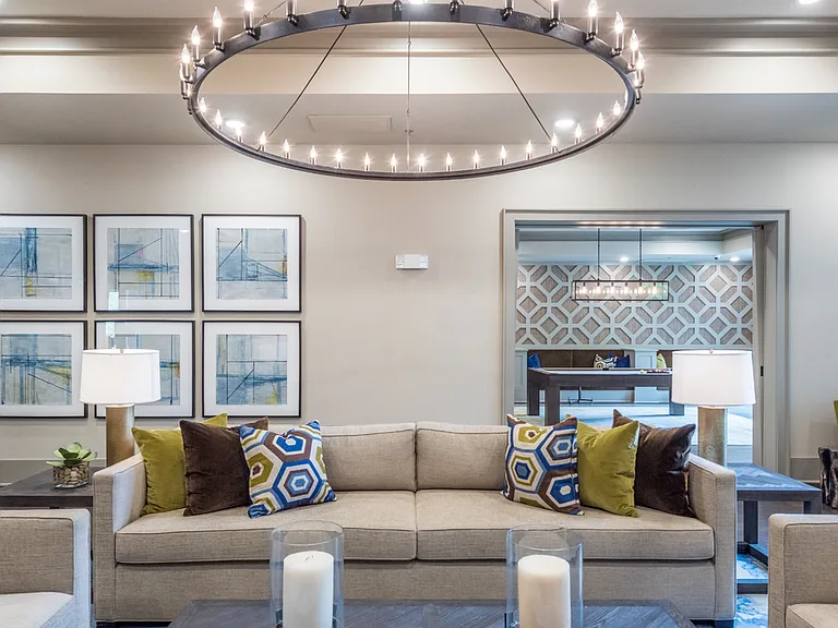 Beacon at Buffalo Pointe — Photo 13