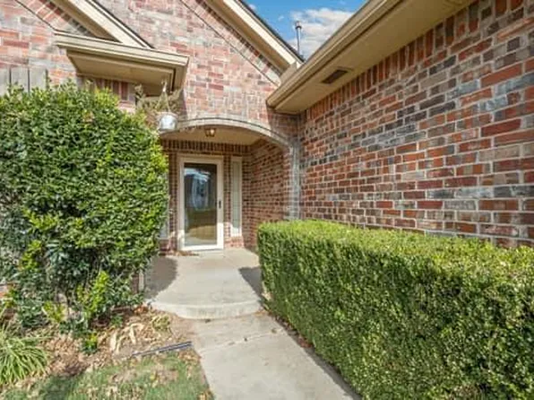 9005 NW 79th Ter, Yukon, OK 73099