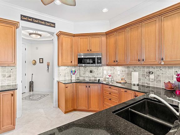 4th image of 5118 Manorwood Dr Building 4D-1
