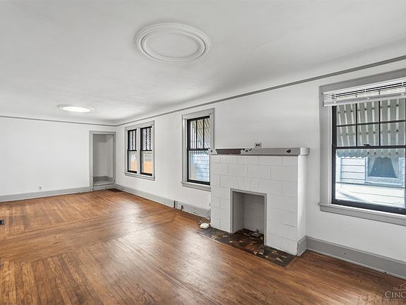 5th image of 6644 Murray Ave