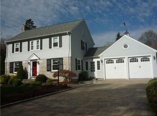 25 Berkeley Rd, Warwick, RI 02818