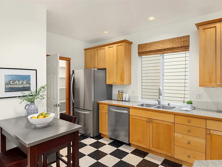 300 Wyatt Way NE #1 — Photo 12