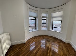 407 Huntington Ave, Boston, MA 02115