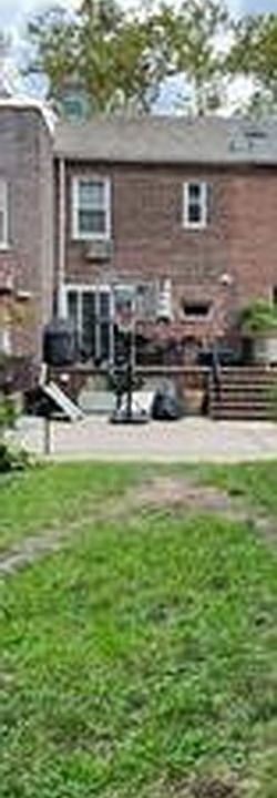1st image of 4717 39th Ave